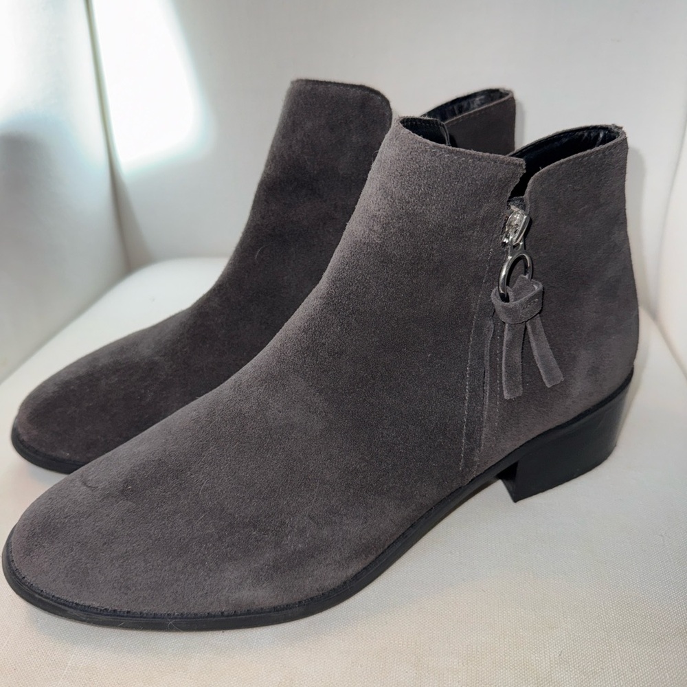 Steve Madden Chelsea Inspired Charcoal Grey Suede Ankle Booties 11